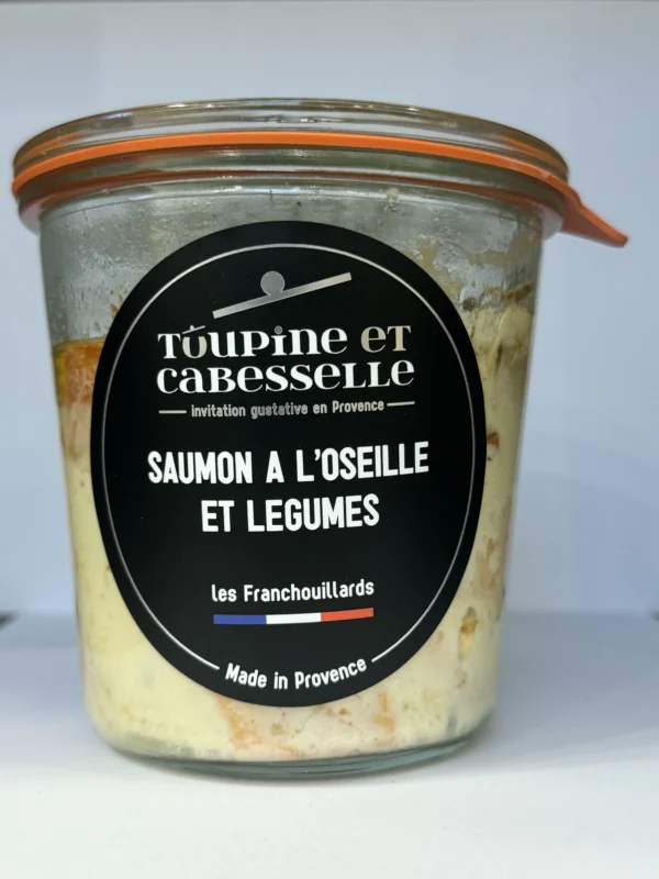 SAUMON A L'OSEILLE ET LÉGUMES